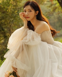 제 새로운 시작을 응원해주길…채서진, 비연예인 남성과 7일 결혼