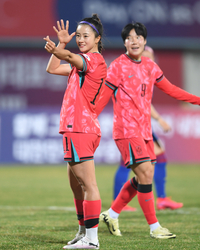 [포토] 골 최유리 ‘러블리 세리머니’