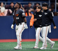 페라자 다행히 피했지만 하주석 피하지 못했다, 한화에도 찾아온 부상 악령 [SS메디컬체크]