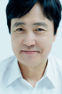 엄효섭, 이희준 父로 ‘지배종’ 출연…한효주·주지훈과 맞대결