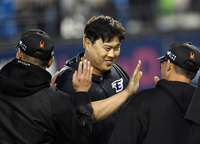[포토]한화 류현진, 드디어 승리를!