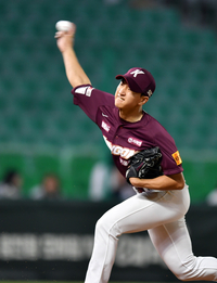 [포토]‘8회말 책임진’주승우