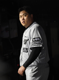 [포토]6이닝 무실점으로 시즌 첫 승 기대 높인 류현진