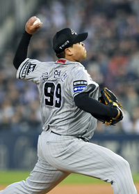 [포토]한화 류현진, 힘차게!