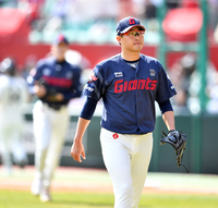 3연패에 빠진 롯데 ‘안경에이스’ 박세웅 연패 끊을까…6이닝 책임져야 할 과제 주어졌다 [SS고척in]