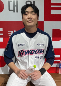 ‘12경기 연속 안타’ 키움 이형종… 투수 공략법 찾은 올시즌이 기대되는 이유 [SS스타]