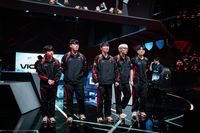 ‘운영+한타’ 압도 T1, 젠지에 3세트 승리…‘페이커’ 데뷔 11주년→‘V11’ 축포 단 한 걸음 남았다 [SS송파in]