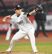 KT 손동현 3이닝 65구 벌투 논란 진실은?…“선수가 계속 던지겠다 했다” [SS수원in]