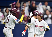 [포토]‘동점 허무는’ 투런포 김혜성