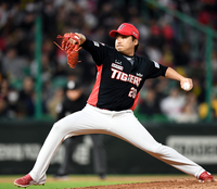 [포토] 역투하는 KIA 이준영