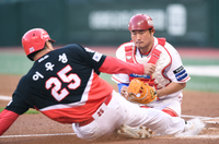 [포토] 이지영 ‘공이 빨랐어’