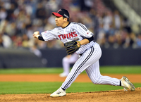 [포토]‘8회초 책임질게요’ 박명근