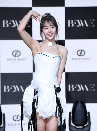 [포토]비웨이브 쇼케이스, 포즈 취하는 제나