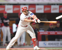 [포토] 삼진 이지영 ‘안맞아’