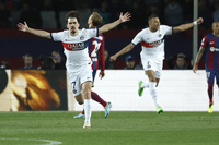 홈 패배 뒤집은 PSG, 4-1 대승으로 4강행…이강인의 챔스 도전 계속된다