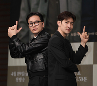 [포토] 이동휘-이제훈 ‘수사 기대하시라’