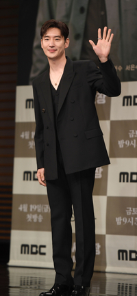 [포토] 이제훈 ‘반가워요’