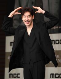 [포토] 이제훈 ‘사랑해요’