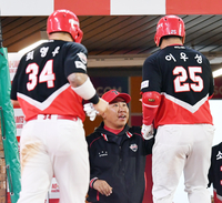 [포토]‘이우성 추격3점포에 꽃미소 활짝’