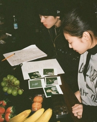 지코, 제니 만났다…녹음실 작업 중인 모습 공개→신곡 스포