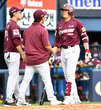 “야구에 목숨 걸겠다”던 키움 이형종 부상…‘영웅질주’ 주춤하나 [SS 시선집중]