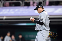 [포토]한화 류현진, 경기 안 풀리네...