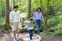 휘닉스 파크, 가정의 달 패키지 출시···워터파크·루지랜드 등 푸짐한 혜택이 한가득