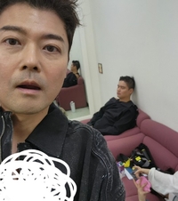 전현무, ‘반쪽된 얼굴’에 눈이 퀭..팜유즈 바디프로필 비하인드 공개