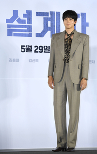 [포토] 강동원 ‘우월한 기럭지’