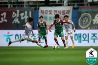 대전, 치열한 공방전 끝 선두 김천과 0-0 무승부…9위 도약[현장리뷰]