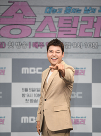 [포토] ‘송스틸러’ 전현무, 프로스틸러 활약 기대하시라