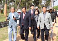 맨발본부 박동창 회장, 세종시 중앙공원 맨발산책길 개장식 참가해 축하