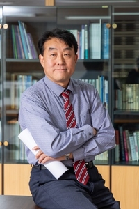 정재홍, 작가協 이사장 “‘그알’ 출신 남규홍PD, 작가 저작권 몰랐다고? 젊은 작가들이 환멸 느꼈다” [SS인터뷰]