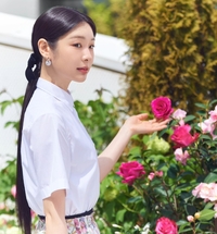 김연아, 단아함 그 자체 눈부신 화보 여신