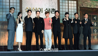 ‘신인배우’로 드라마 나선 ‘칸의 남자’ 송강호 “새로운 모습보다 작품에 흡수되는 게 중요” [SS현장]