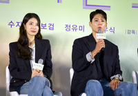 [포토] 백상MC 박보검-수지, ‘원더랜드’에서 연인으로 호흡