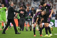 “김민재나 우파메카노 여름에 떠난다” 독일 언론 전망, 바이에른 센터백 변화 예상