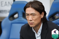 애제자 감싼 홍명보 “김영권 잦은 실수? 이슈될 만한건 아니다” [현장인터뷰]