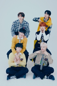 더윈드, 오늘(15일) 데뷔 1주년…신곡 ‘빛을 담아 너에게 줄게 파트2’ 발매