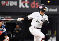 [포토]KT 강백호, 오늘도 안타!