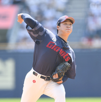 [포토] 롯데 이민석 ‘역투’