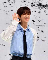 [포토]얼굴로 그린 ‘넥스지(NEXZ)’소 건