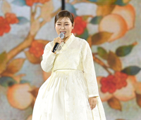 [포토] 송가인 ‘애절한 목소리로’