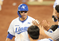 ‘괜찮을까’ 김영웅, 수비중 엄지손가락 접혀 교체…큰 부상이면 삼성 ‘날벼락’ [SS메디컬체크]