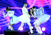 [포토] ‘코리아 온 스테이지’에서 깜찍함 뽐내는 뉴진스