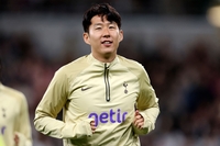 “사카보다 쏘니가 좋은 선수” 레전드 스트라이커 시어러도 인정한 손흥민의 능력과 꾸준함