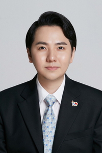 팝페라 테너 임형주, 국민훈장 동백장 수훈