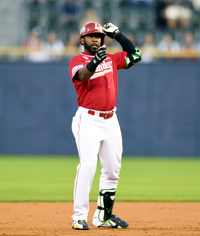 [포토] 낚시 세리머니 에레디아 ‘점수 낚으러 가자’