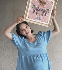 ‘출산 D-17’ 아유미, 출산 전 서프라이즈 선물에 감동..“아기방이 환해짐”