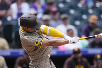 2루타+볼넷+2도루까지…하루 쉬고 돌아온 김하성, ‘방망이와 발’ 다 보여줬다 [SS시선집중]